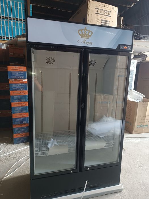 Продам витрина холодильник