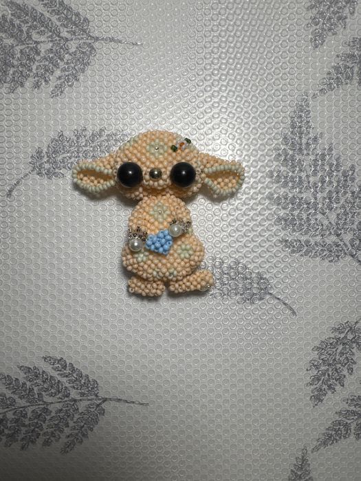 Амигуруми из бисера, игрушка из бисера «Ушастик»