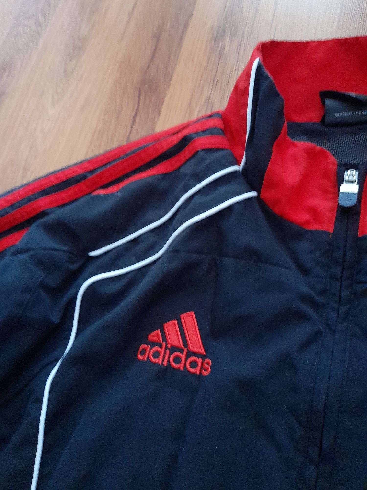 Adidas LIVERPOOL мъжко горнище 2XL- 3- 3XL размер.
