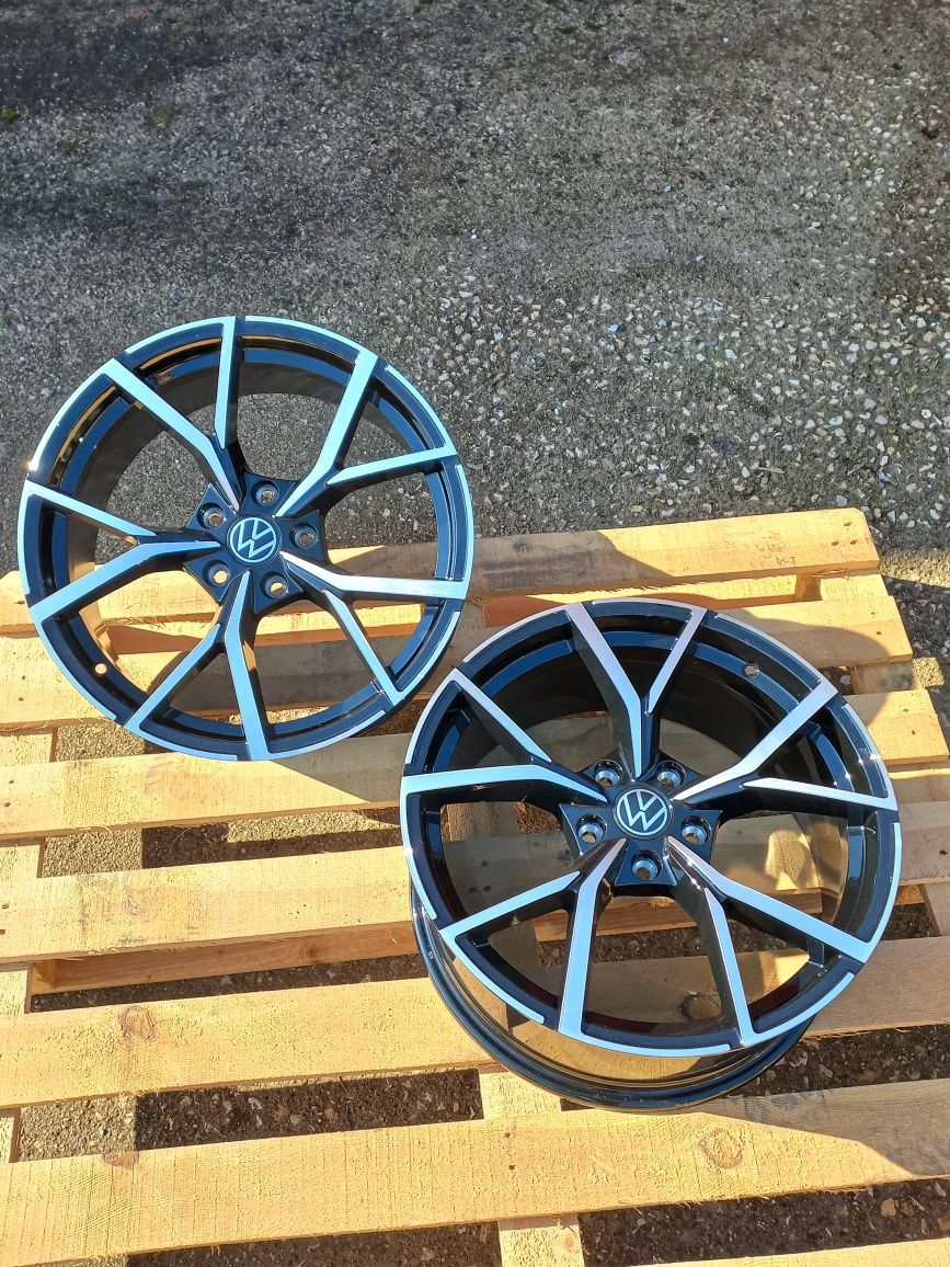 17.Vw Golf Gti R Passat Jetta 7.5j et40 Estroil Black Polis Чисто Нови