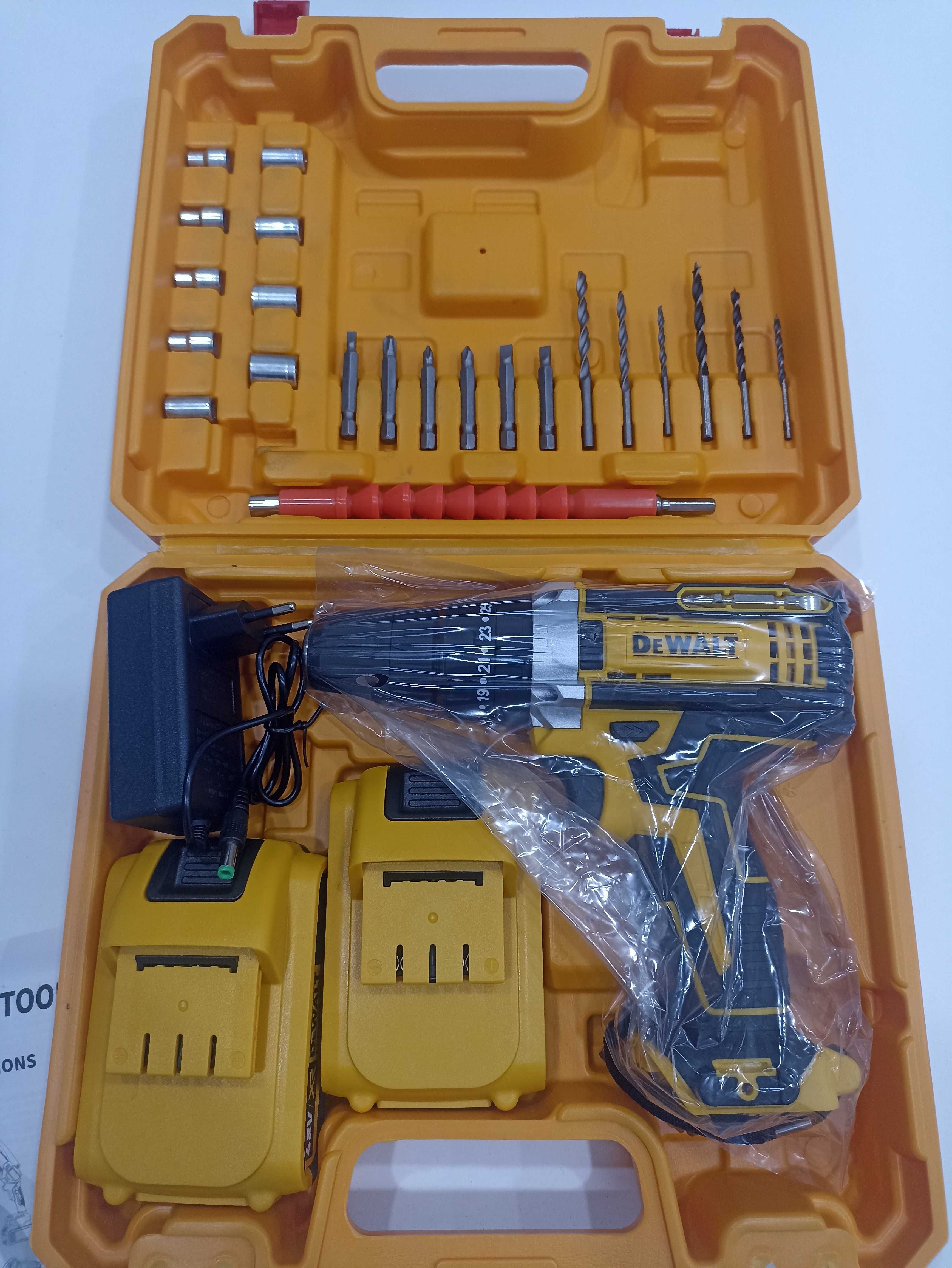 Шуруповерт DeWALT