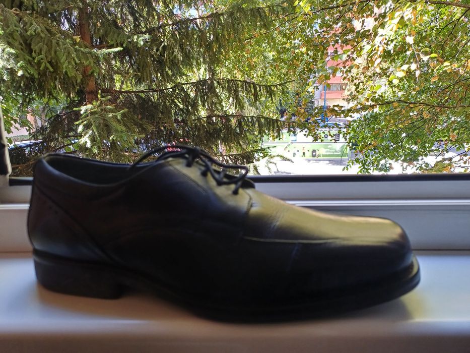 Noi!Pantofi piele 44