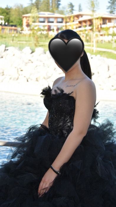 Черна Бална Рокля