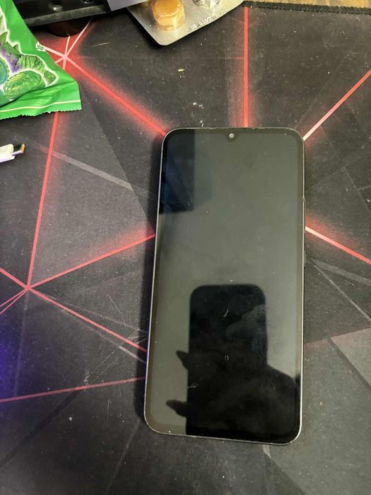 Продавам Samsung a34