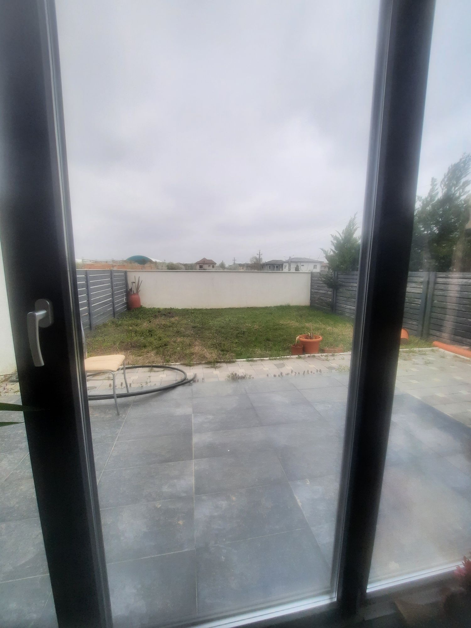Duplex mogosoaia parter et și mansarda