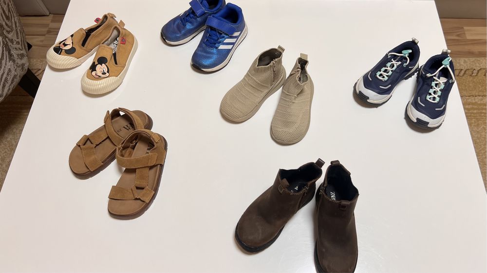 Детски обувки Zara, Adidas, Ugg, Toms, Yeezy 24, 25, 26 номер