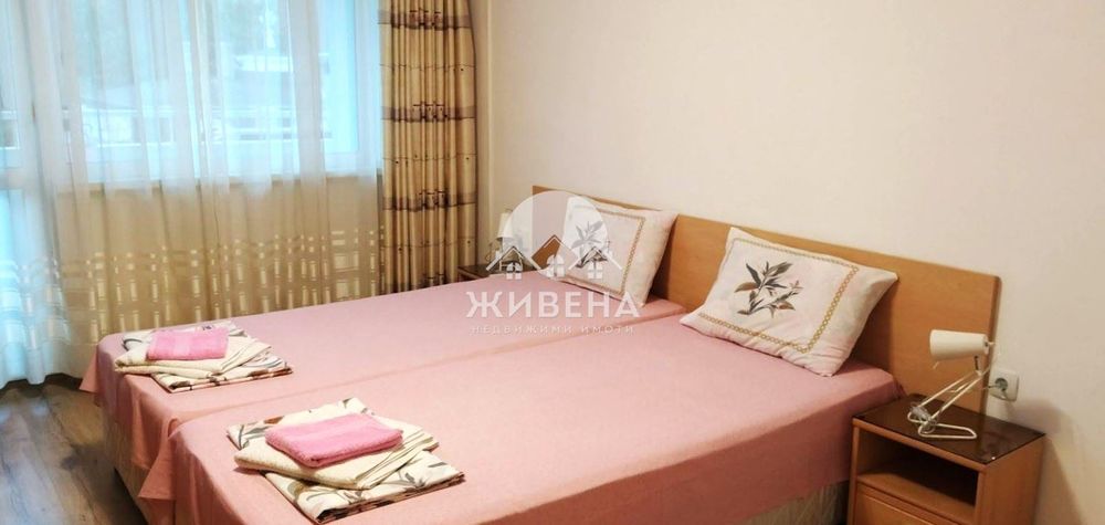 Дава се под наем Тристаен апартамент в Варна, ВИНС - 70 кв.м за 792 € - Снимка #4