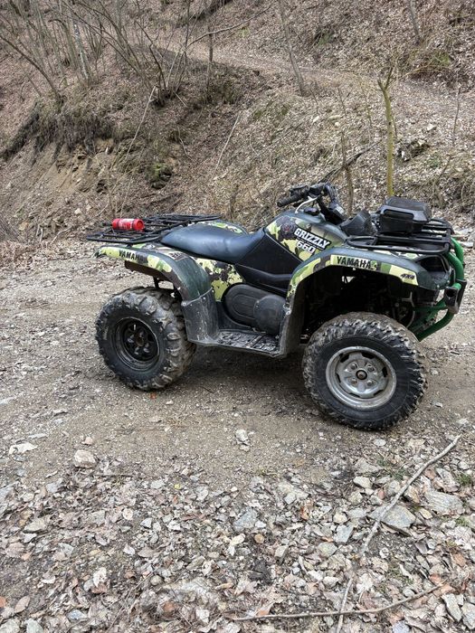 Dezmembrez Atv yamaha grizzly 660
