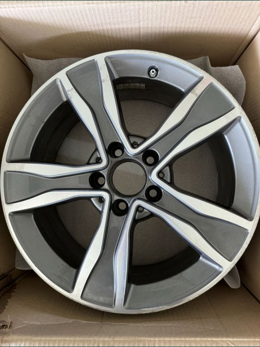 vw audiA4 vara,225 50 17 98y anvelope cauciucuri barum bravuris pneuri