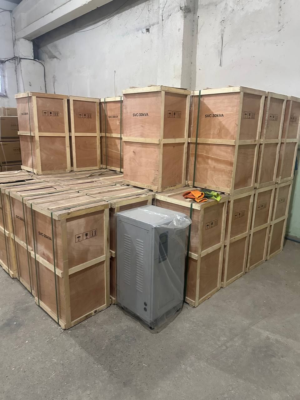 Стабилизатор Honle 30kv kva optom narxda