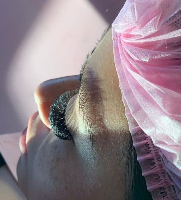 Наращивание ресниц Все виды объемов.