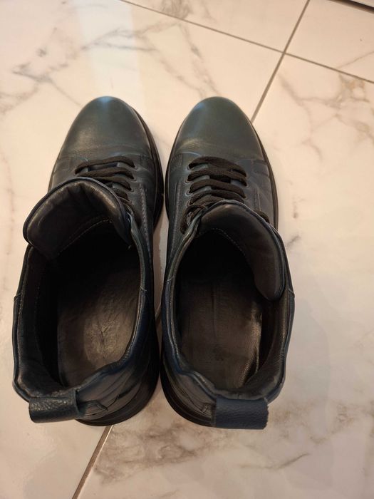 Мъжки боти от естествена кожа