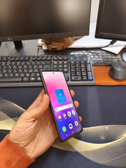 Samsung A53 5G 128gb(2023)iwlawi zur aybi yuq tozza telefon
