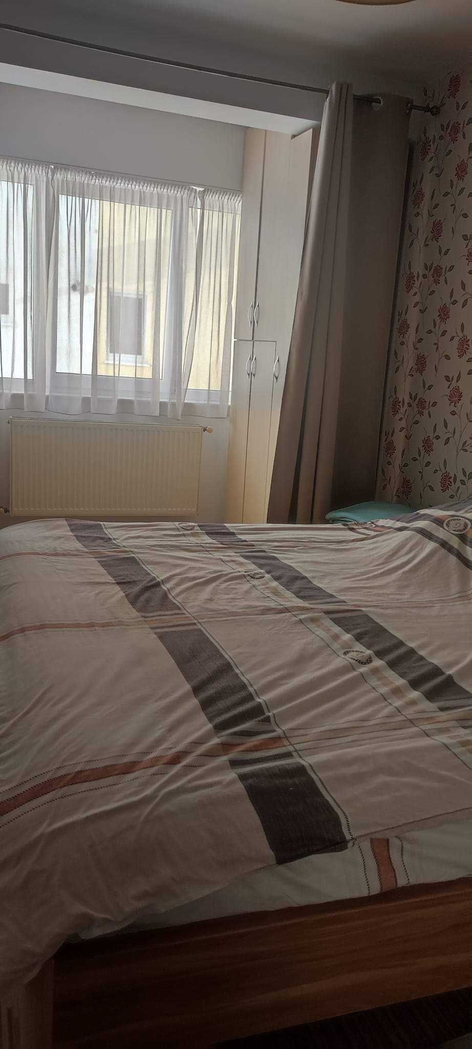 Închiriez apartament 2 camere Zamca