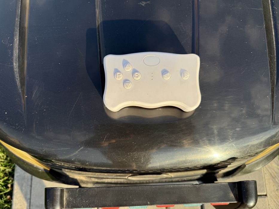 Masinuta electrica range rover cu 2 motoare si telecomanda