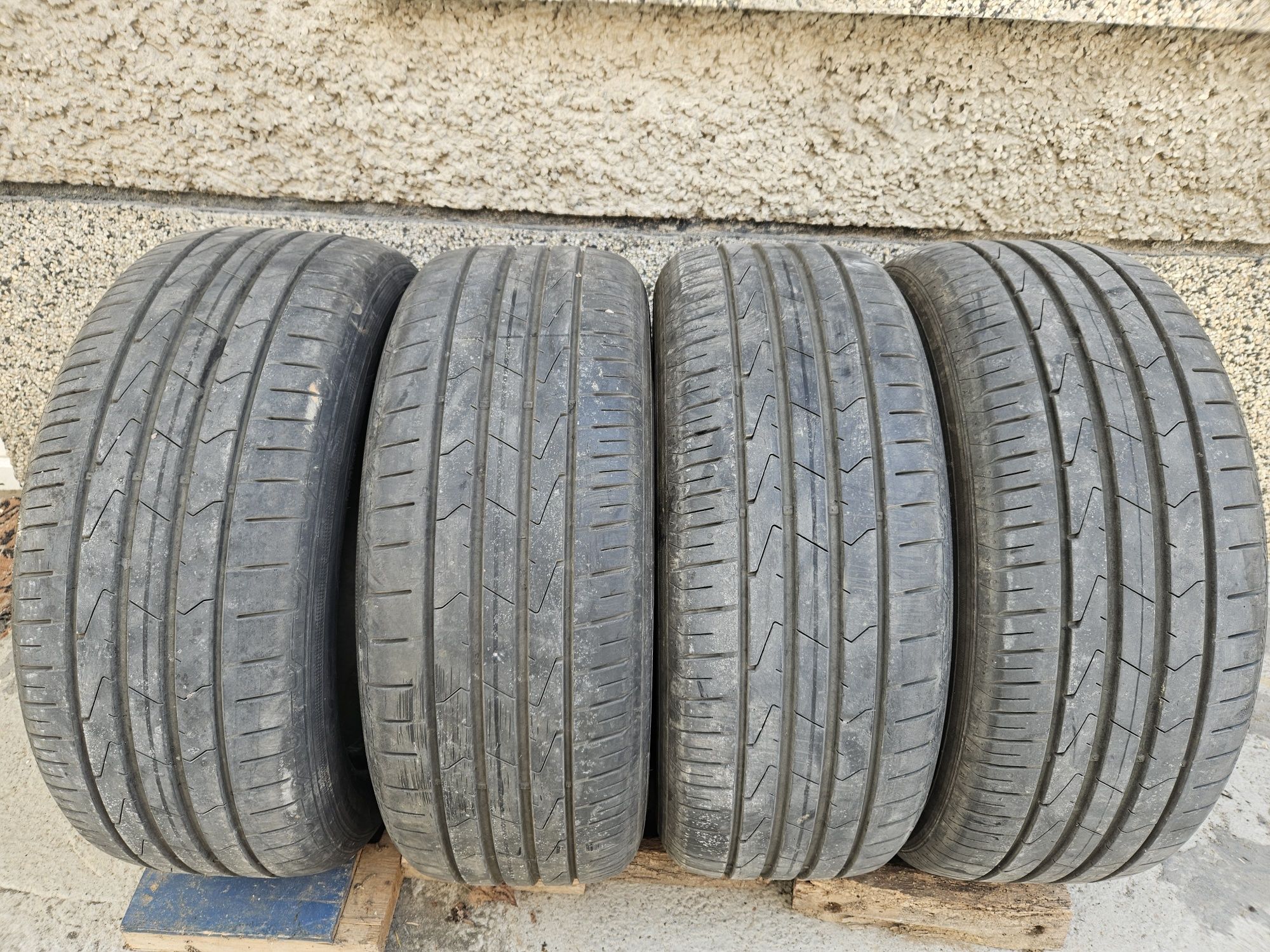 Hankook VentusPrime3 225/55/17