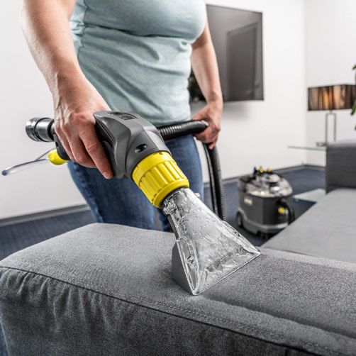 Моющий пылесос KARCHER в аренду химчистка мебели ковров