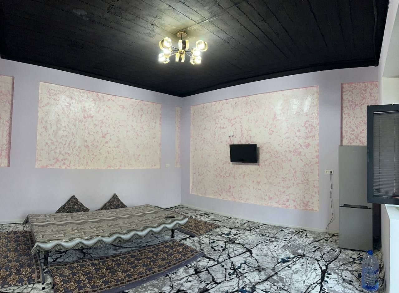 Dacha sotiladi .