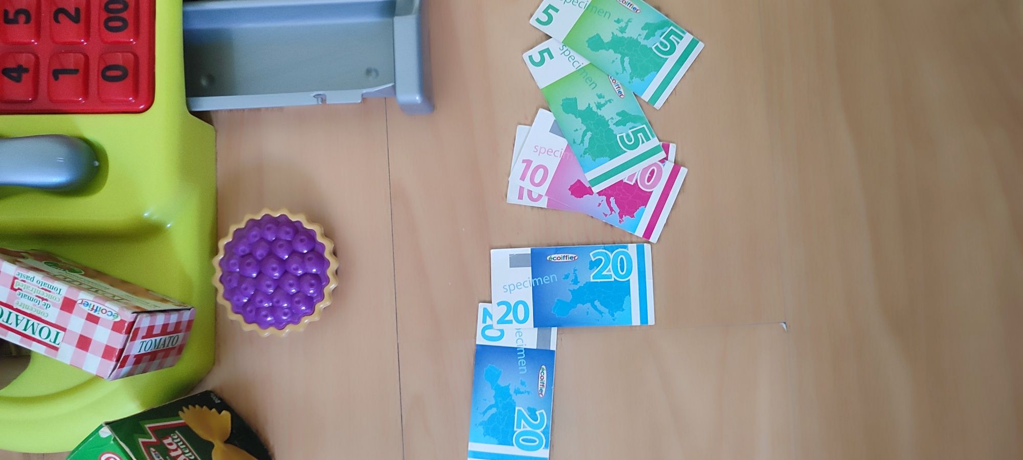 Set jucărie casă de marcat pentru copii – cu alimente, bani și coș de
