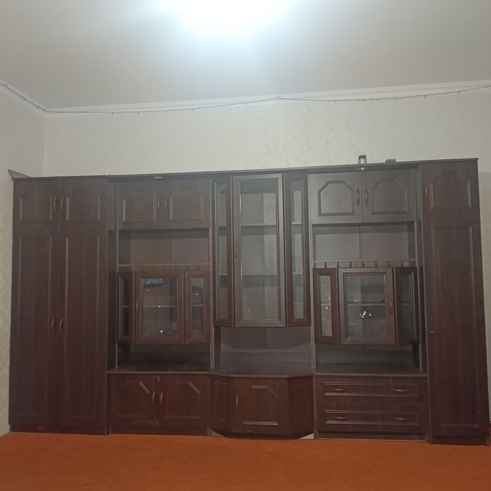 Продам стенку в зал