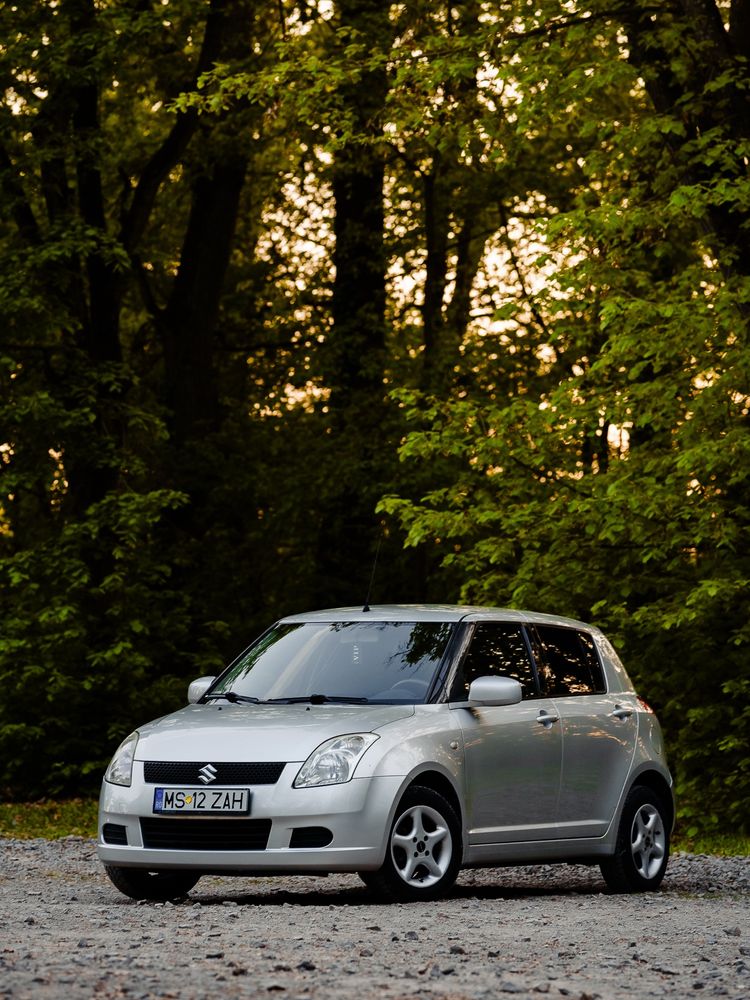 Vând Suzuki Swift