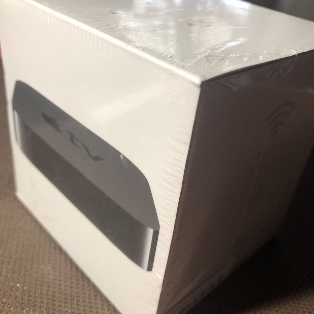 Vand Apple Tv nou,sigilat, pret bun