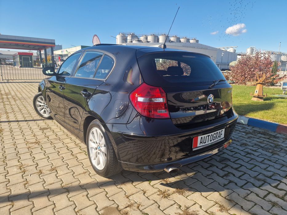 BMW 116D -Acum si in Rate-XENON-Trapa-Navigatie-Climatronic-Grantie