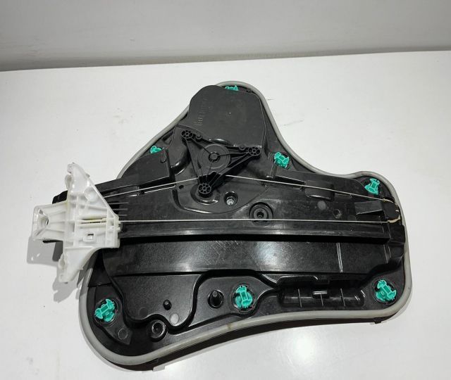 Macara geam dreapta spate 5H0839402F Volkswagen VW Golf 8 [2020 - 202