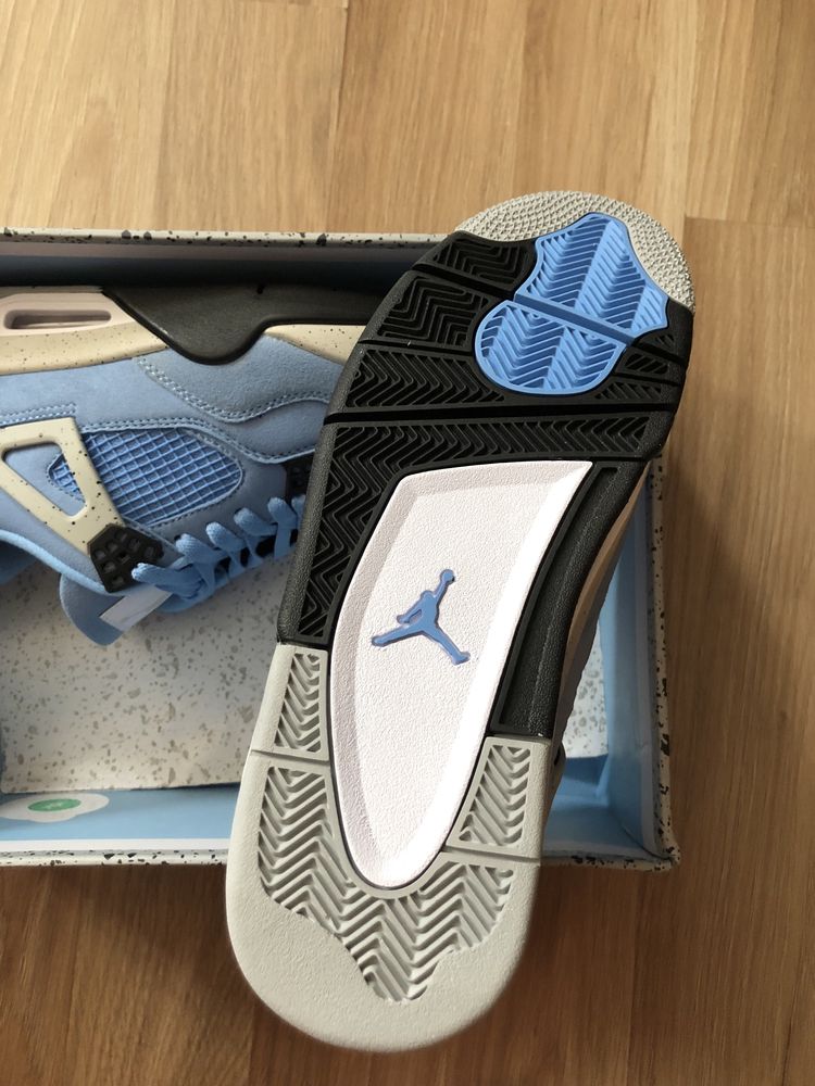 Nike Air Max Tn, Nike Air Force Nocta, Nike Dunk, Air Jordan 4