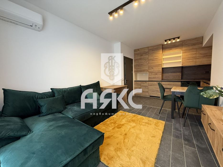 Двустаен апартамент в кв. Малинова долина