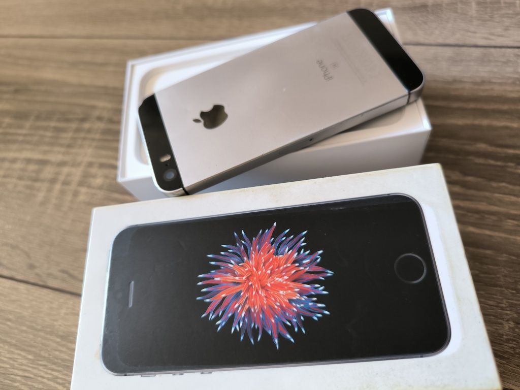 iPhone SE 2016 1st