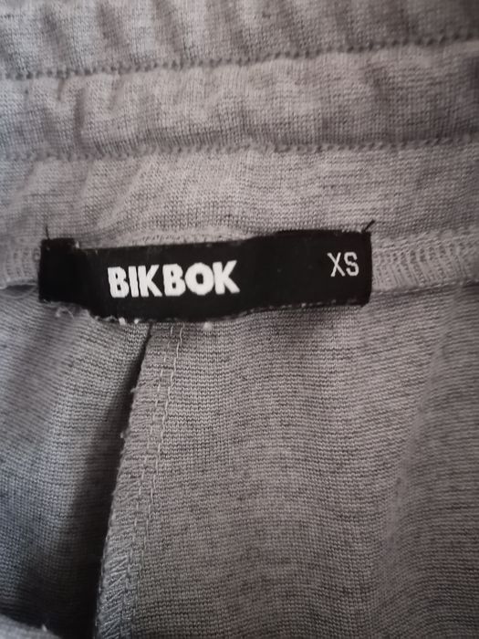 Панталон с ръб от плътно трико