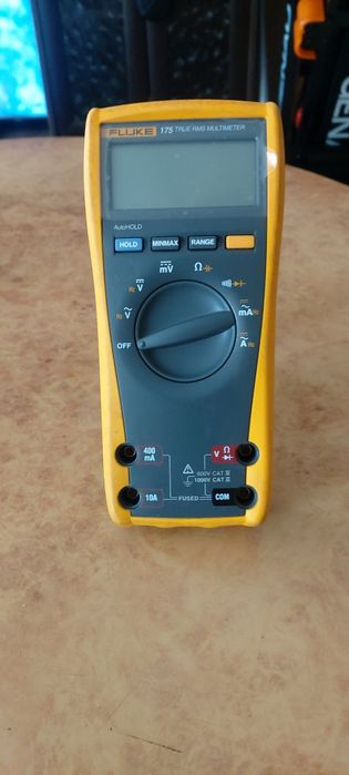 Продам мультиметр Fluke 175