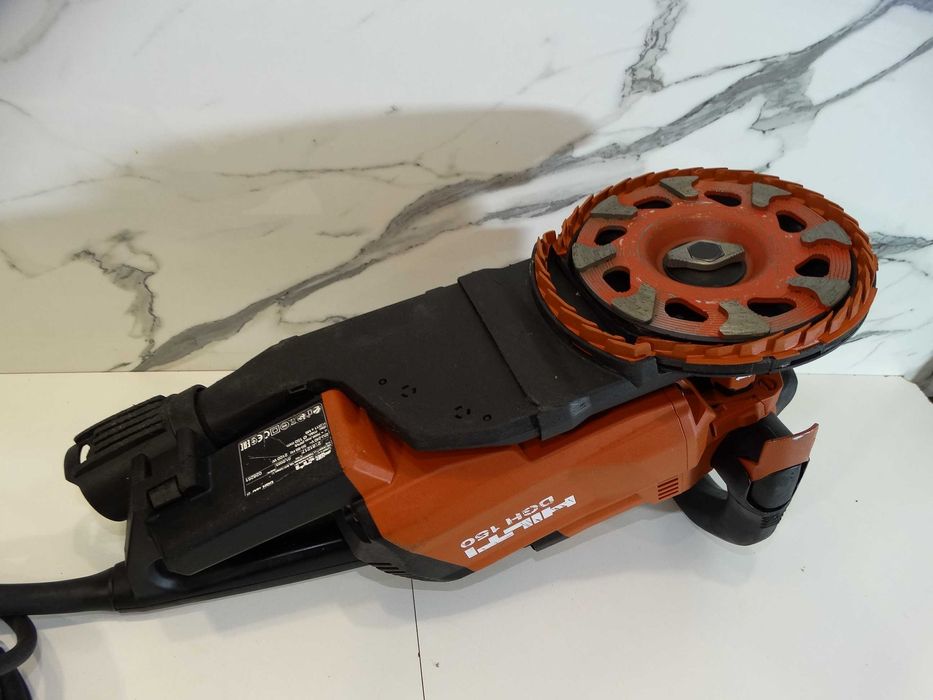 Hilti DGH 150 - Машина за шлайфане на бетон , замаски , бои и др.