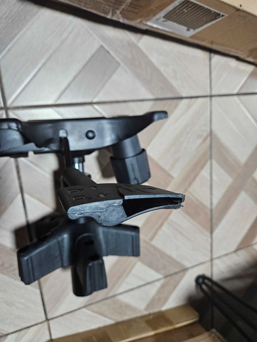 Scaun birou Ticova ergonomic, suport lombar reglabil, brate 3D, mesh