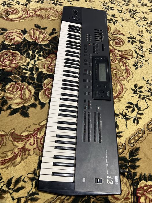 Korg i2 Interactive Music Workstation