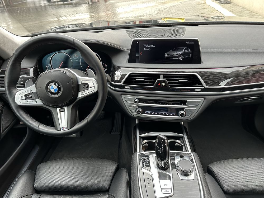 BMW Seria 730d L X-Drive M-Paket 265 CP G11 - 2019