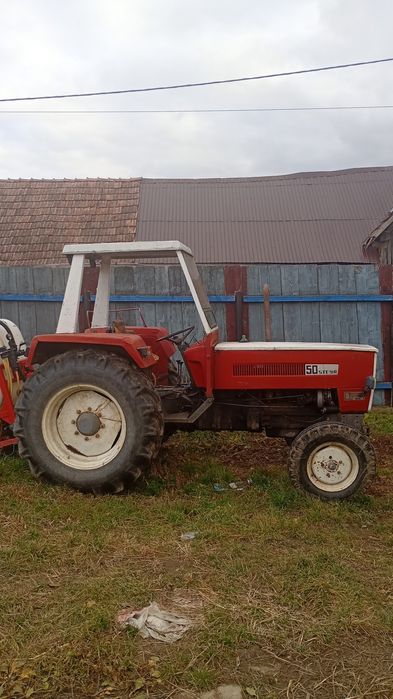 Vând tractor steyr 550