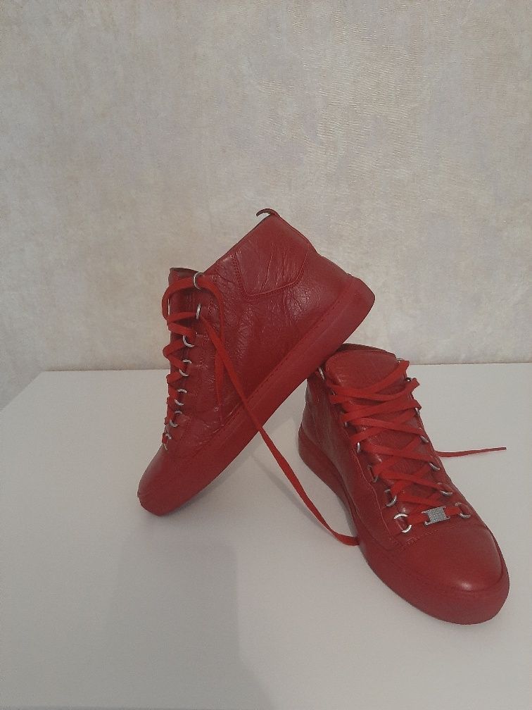 Balenciaga Arena Red