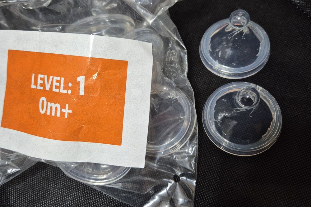 Соски для бутылочки Dr.Brown's с широким горлышком с уровнем 1