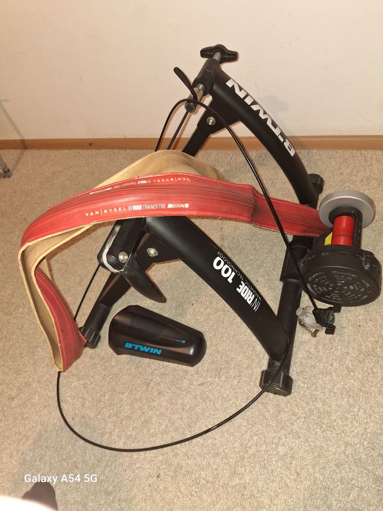 Home trainer  Btwin