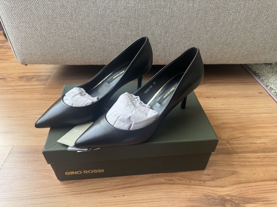 Дамски обувки Gino Rossi, размер 37