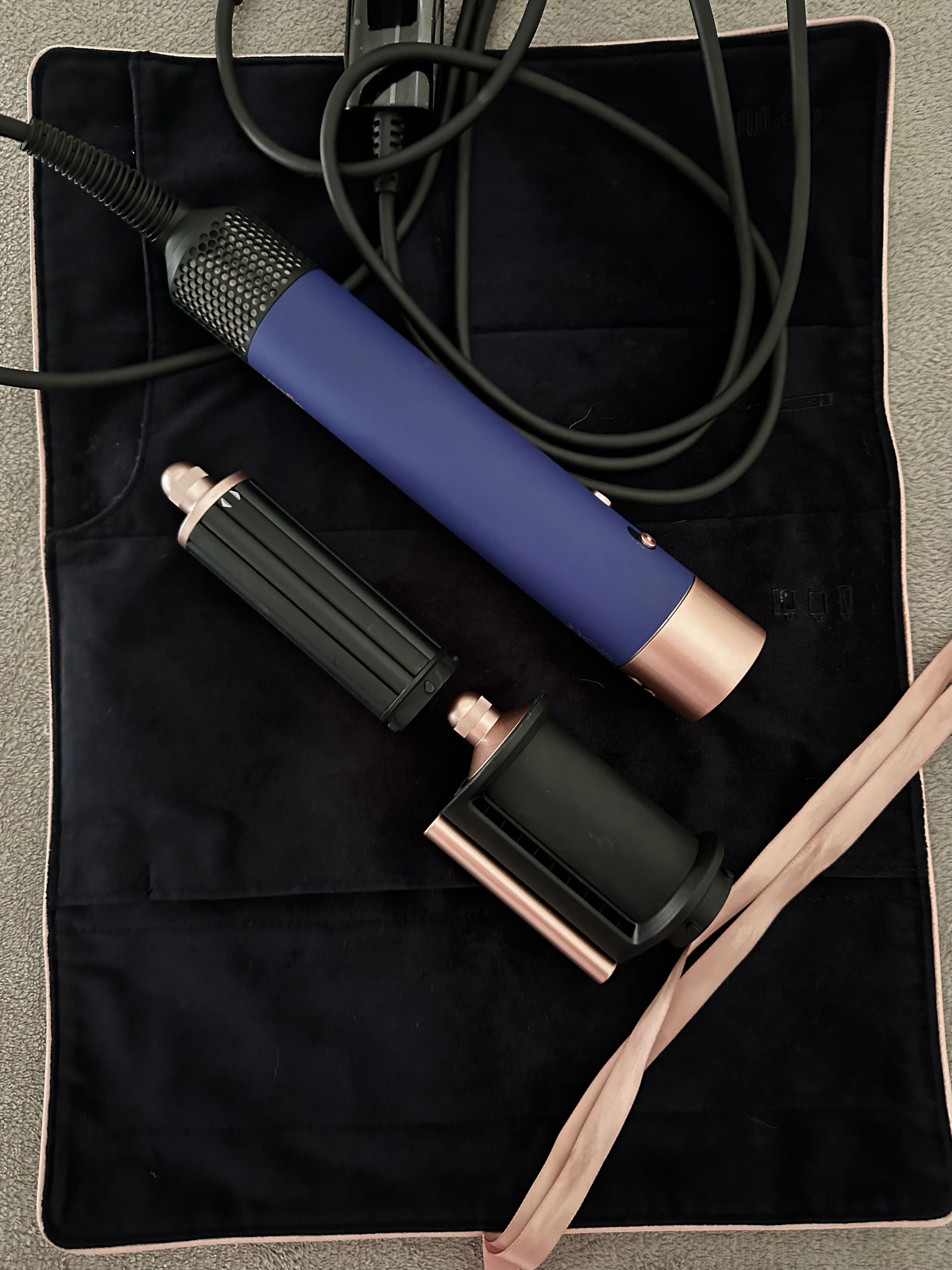 Dyson Airwrap ….