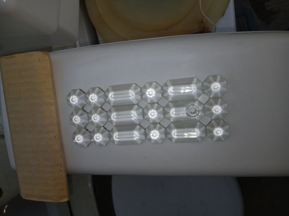 Хурстал квадрать .