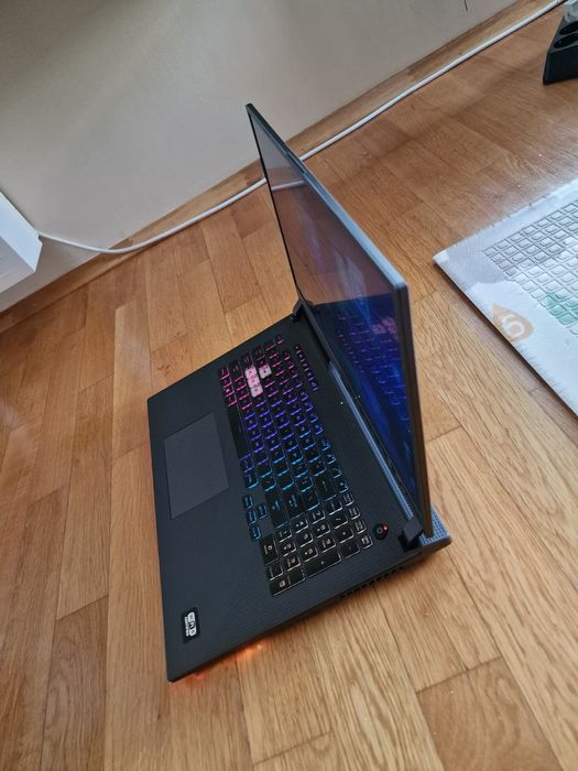 Asus Rog Strix G17