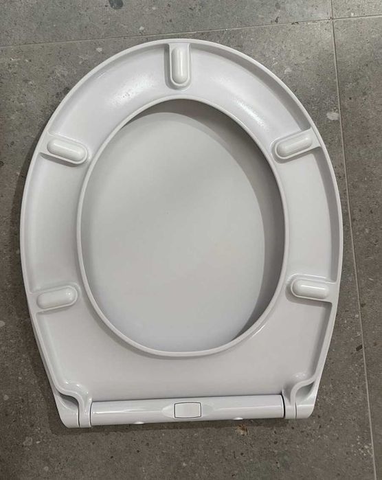 2 броя Тоалетни дъски със забавено затваряне