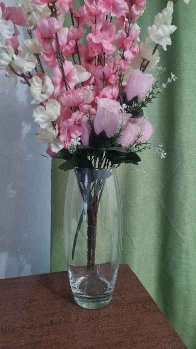 Ваза, искусственные цветы