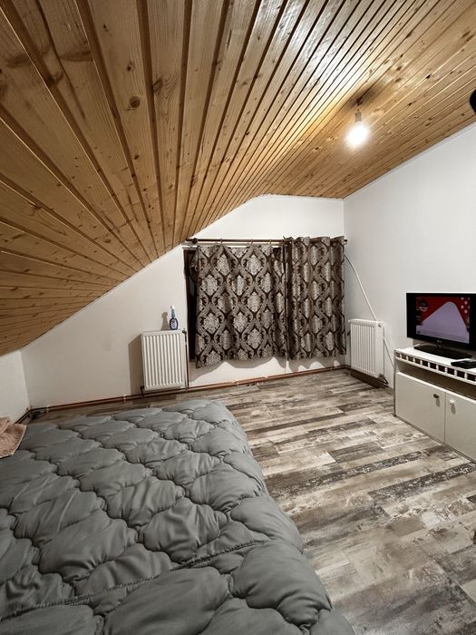 Inchiriez cabana cu ciubar ocupata de revelion