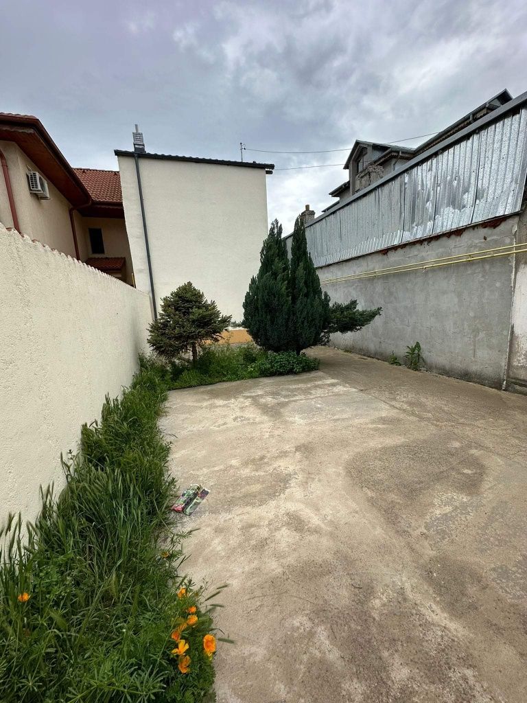 Casă 4 camere - Plutinei nr.21