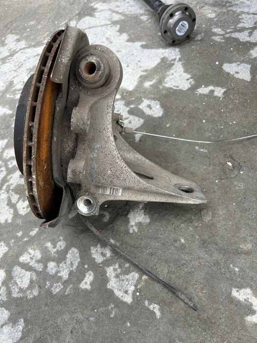 Части за bmw E61 Полуоска,шенкел,диск